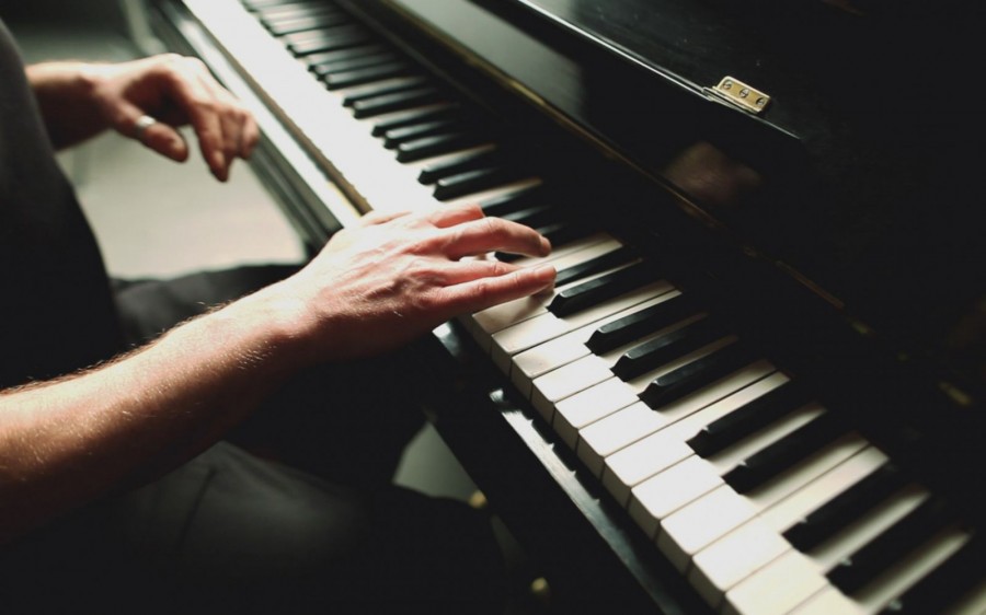 Discovering the World of Melody: Piano Lessons at MelodyMasters